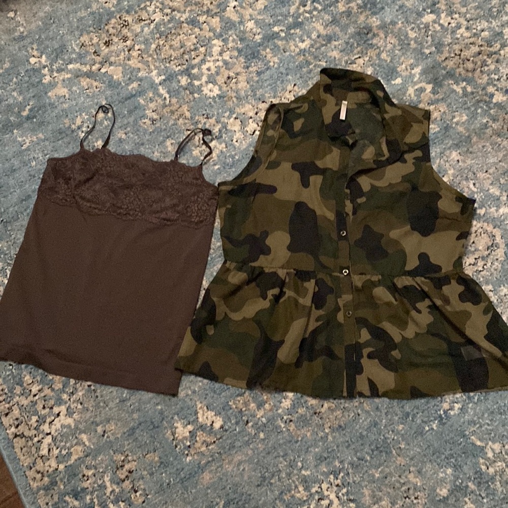 Camo, sleeveless, collard sheer blouse with under tank